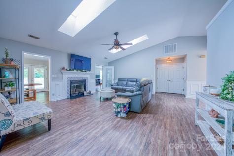 56 Southchase Drive Fletcher NC 28732