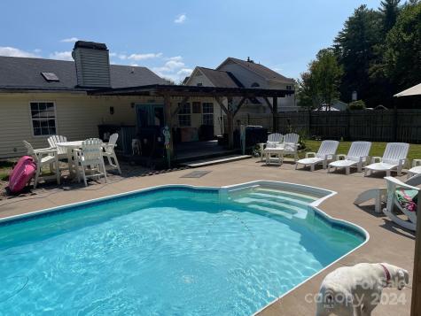 56 Southchase Drive Fletcher NC 28732