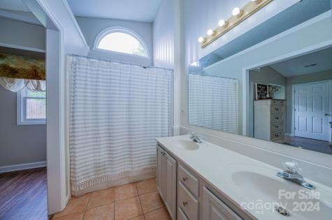 56 Southchase Drive Fletcher NC 28732