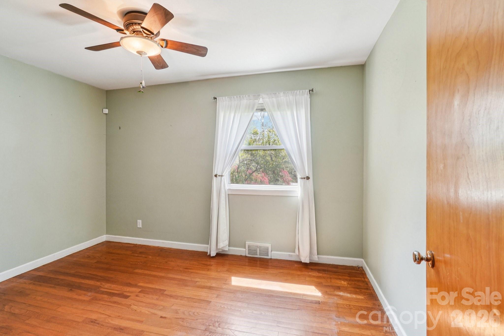 710 Heatherwood Drive Hendersonville NC 28792