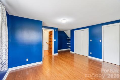 710 Heatherwood Drive Hendersonville NC 28792