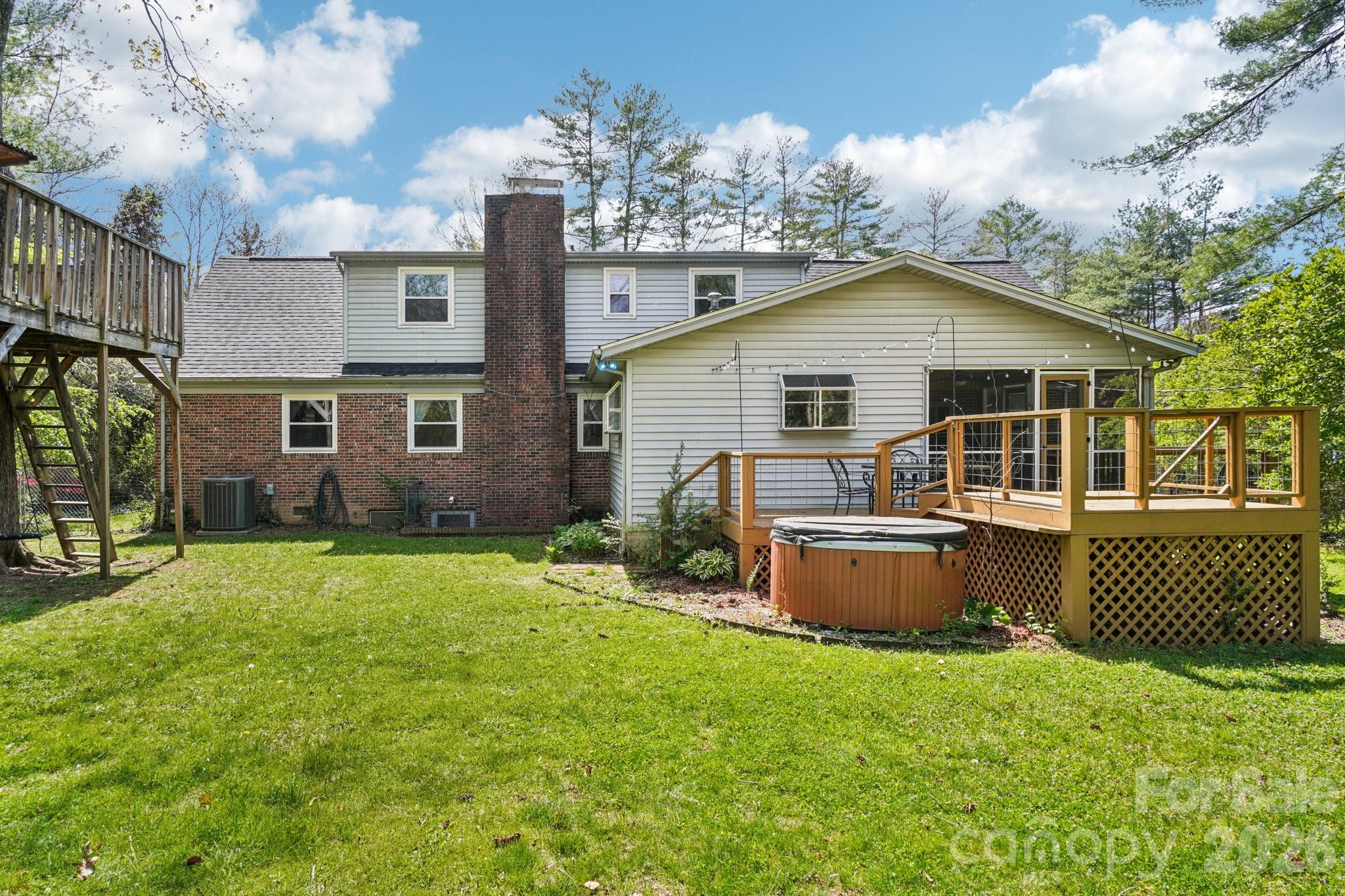 710 Heatherwood Drive Hendersonville NC 28792