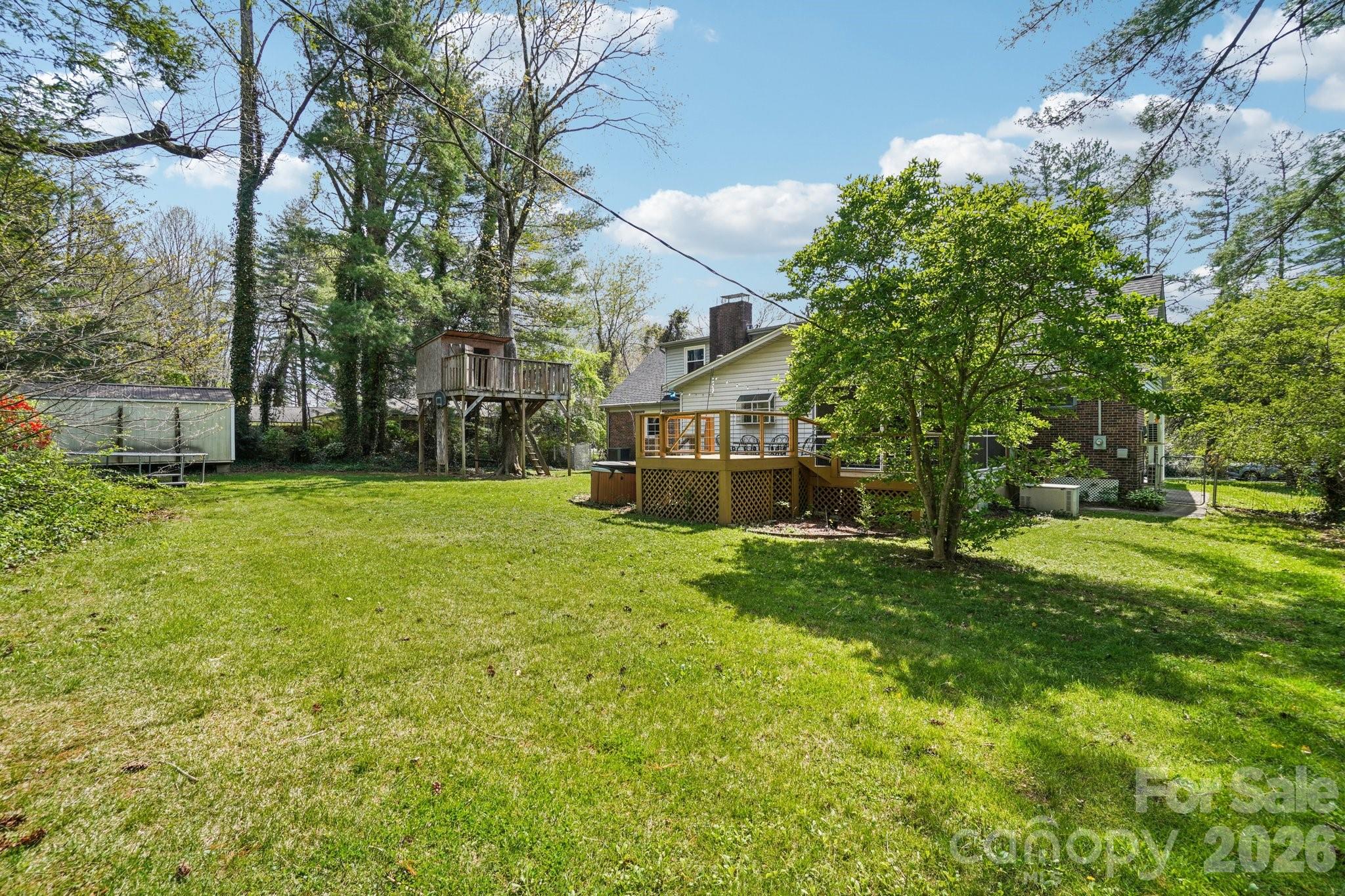 710 Heatherwood Drive Hendersonville NC 28792
