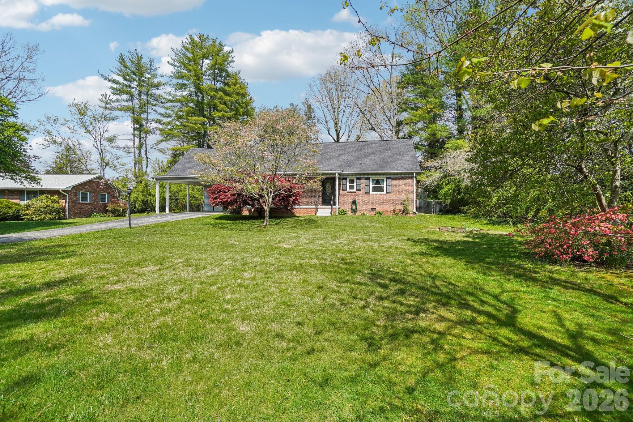 710 Heatherwood Drive Hendersonville NC 28792
