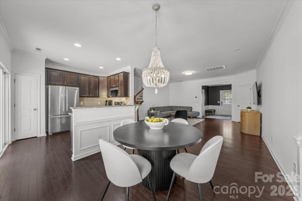 2419 Diplomat Lane Charlotte NC 28210