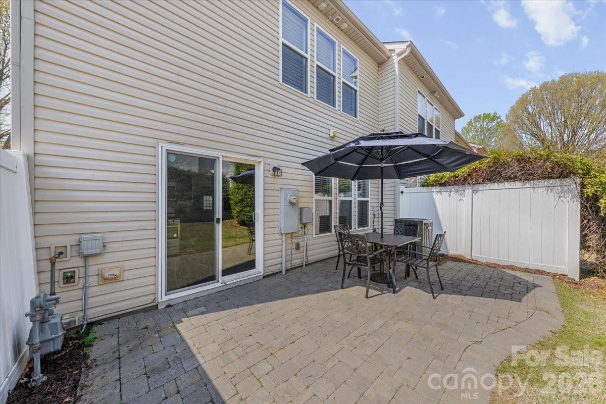 2419 Diplomat Lane Charlotte NC 28210