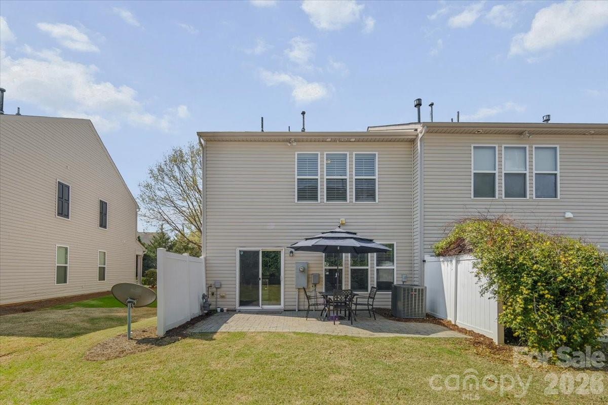 2419 Diplomat Lane Charlotte NC 28210
