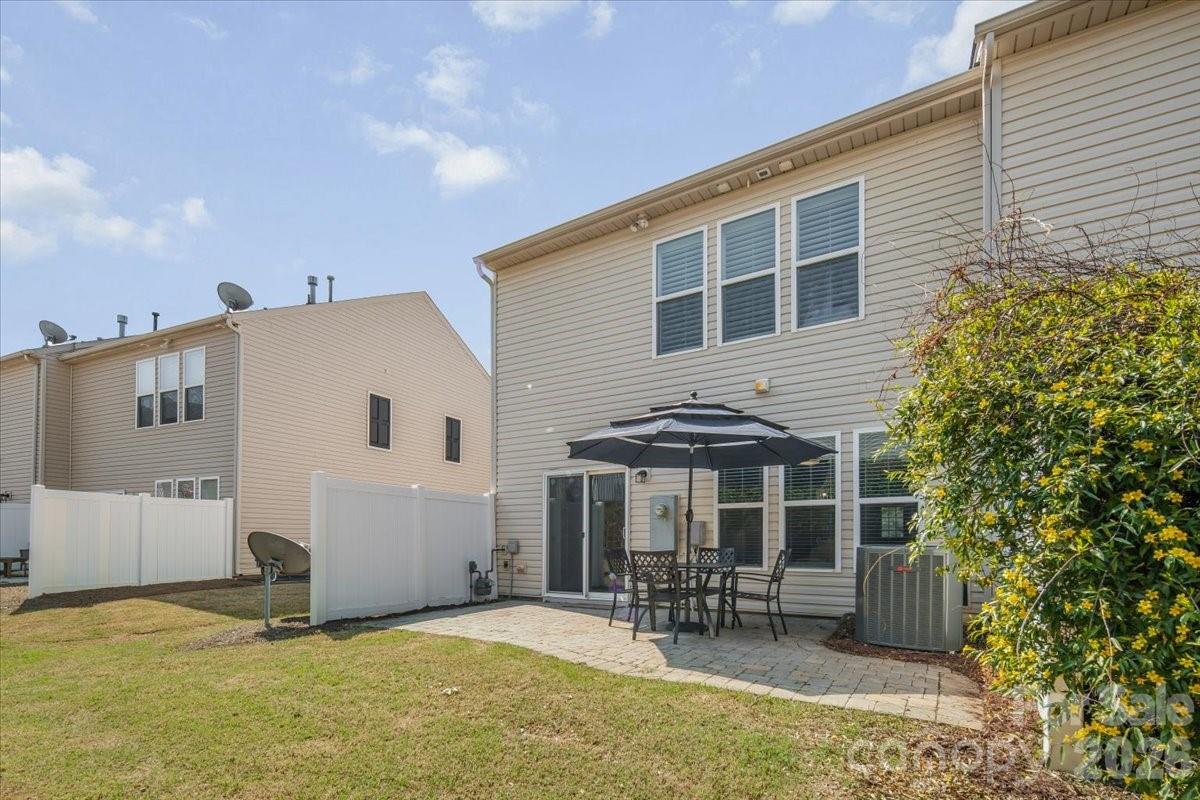 2419 Diplomat Lane Charlotte NC 28210
