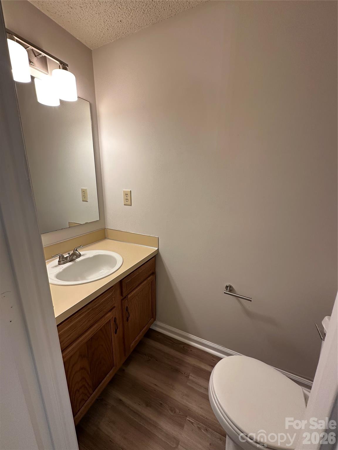 6311 Windsor Gate Lane Charlotte NC 28215