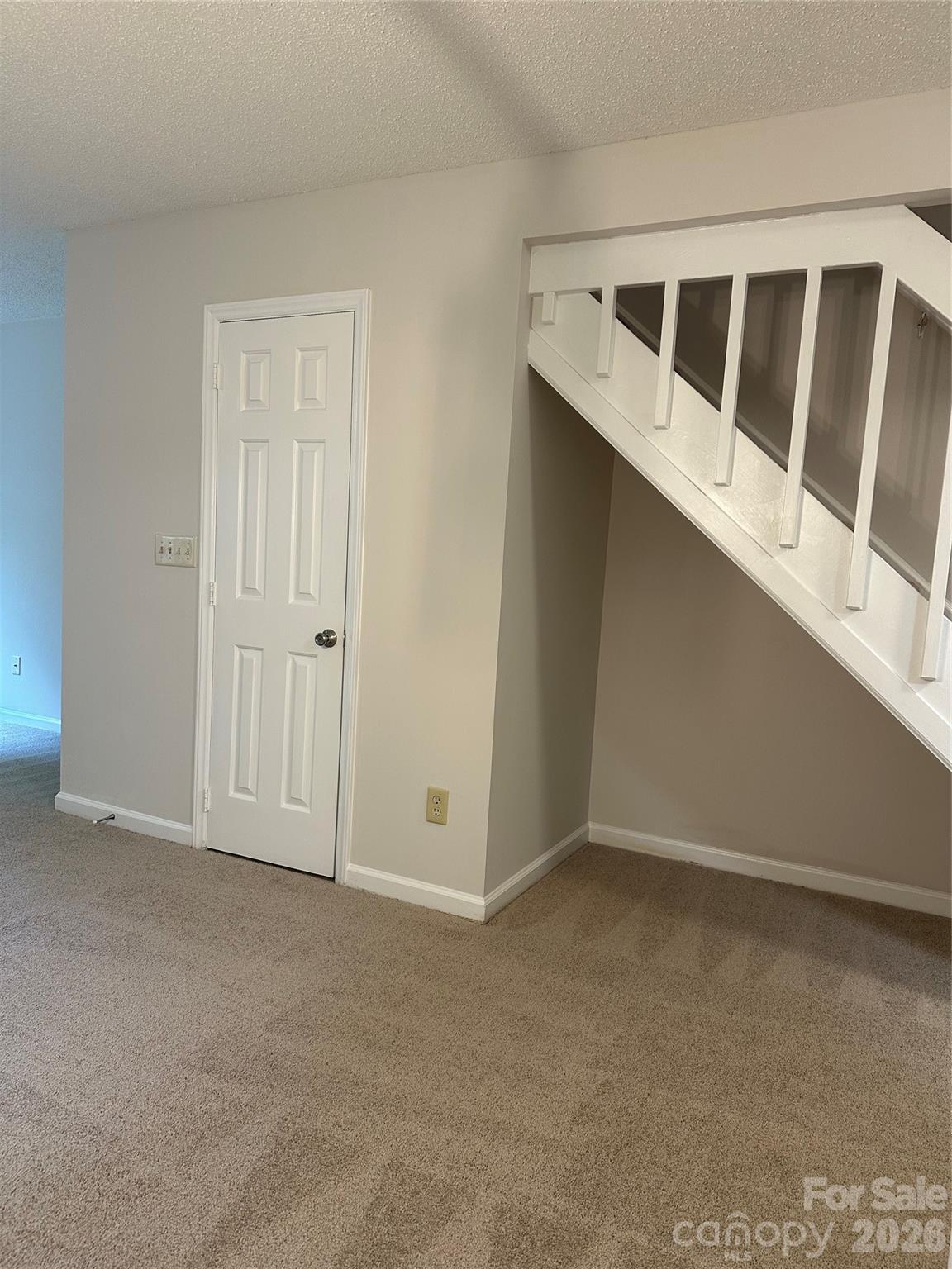 6311 Windsor Gate Lane Charlotte NC 28215