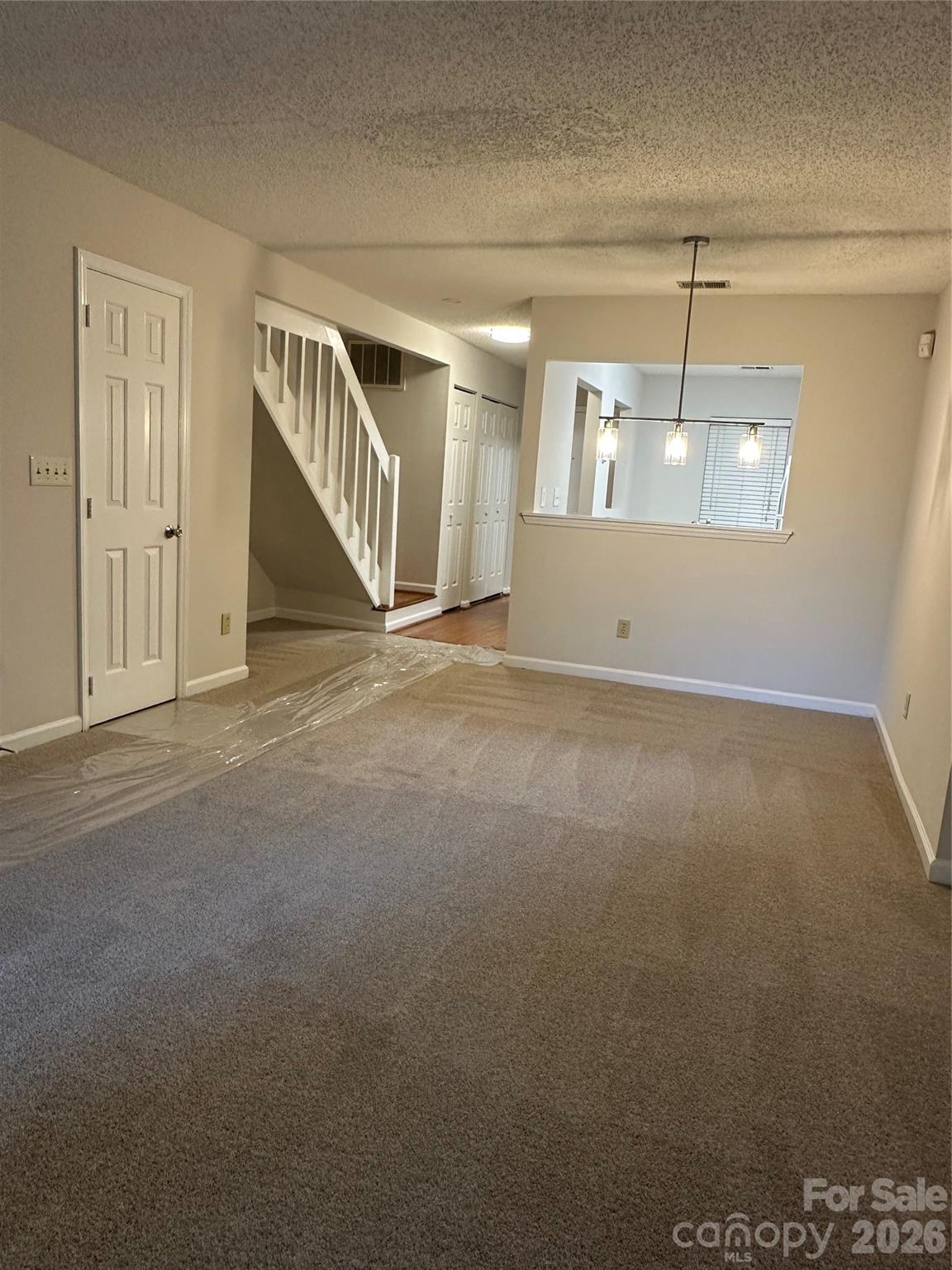 6311 Windsor Gate Lane Charlotte NC 28215
