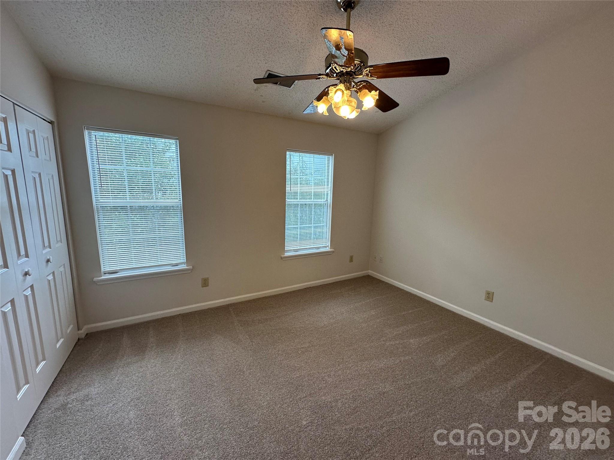 6311 Windsor Gate Lane Charlotte NC 28215