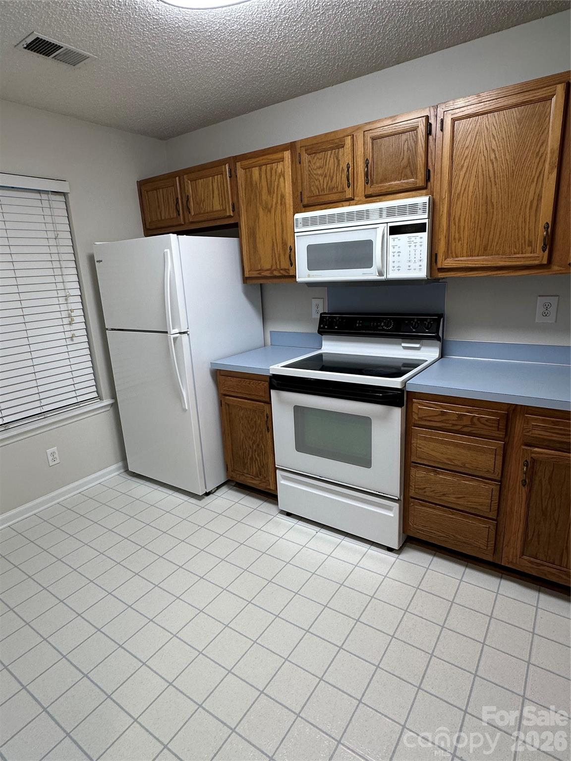6311 Windsor Gate Lane Charlotte NC 28215