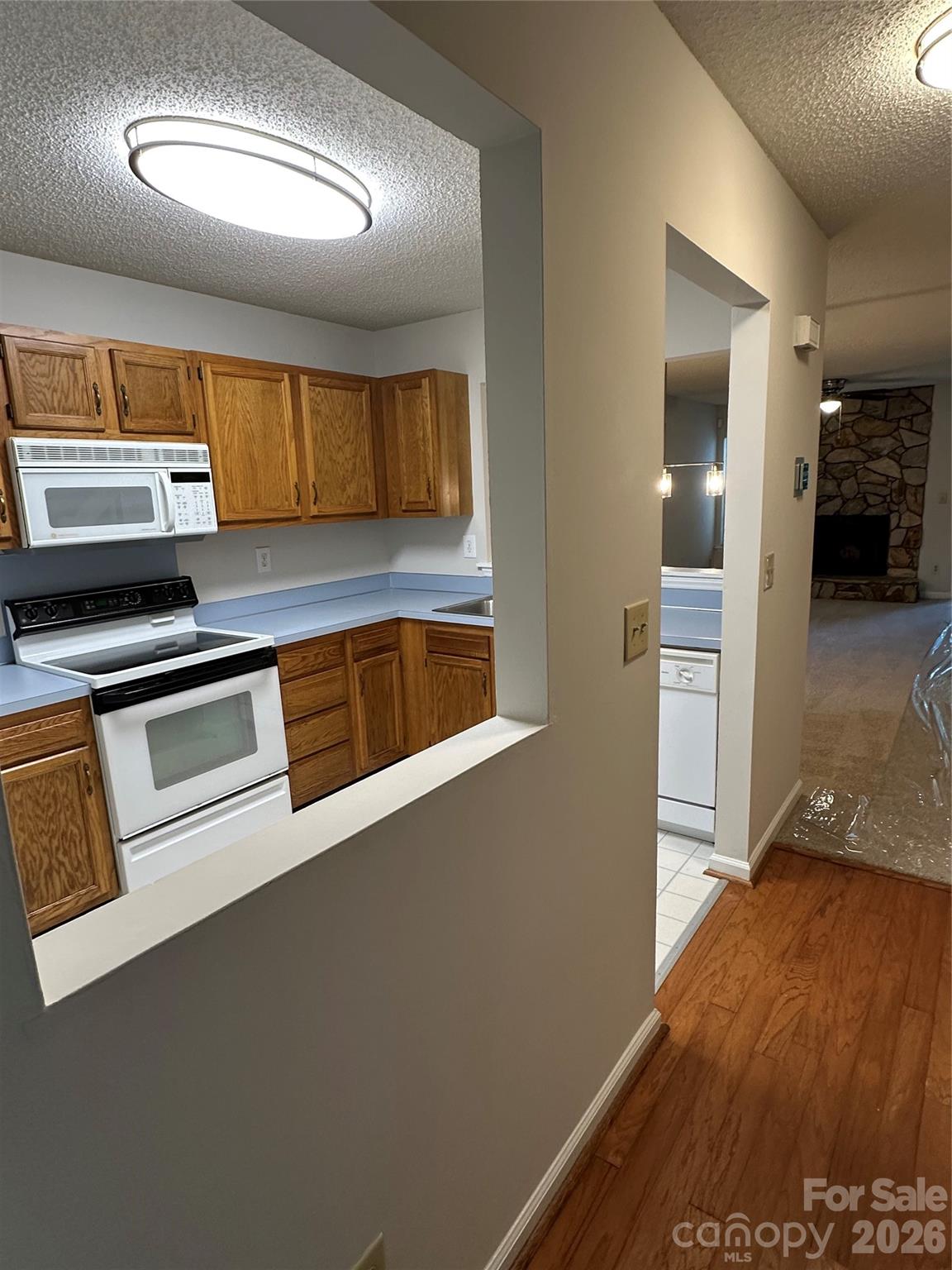 6311 Windsor Gate Lane Charlotte NC 28215