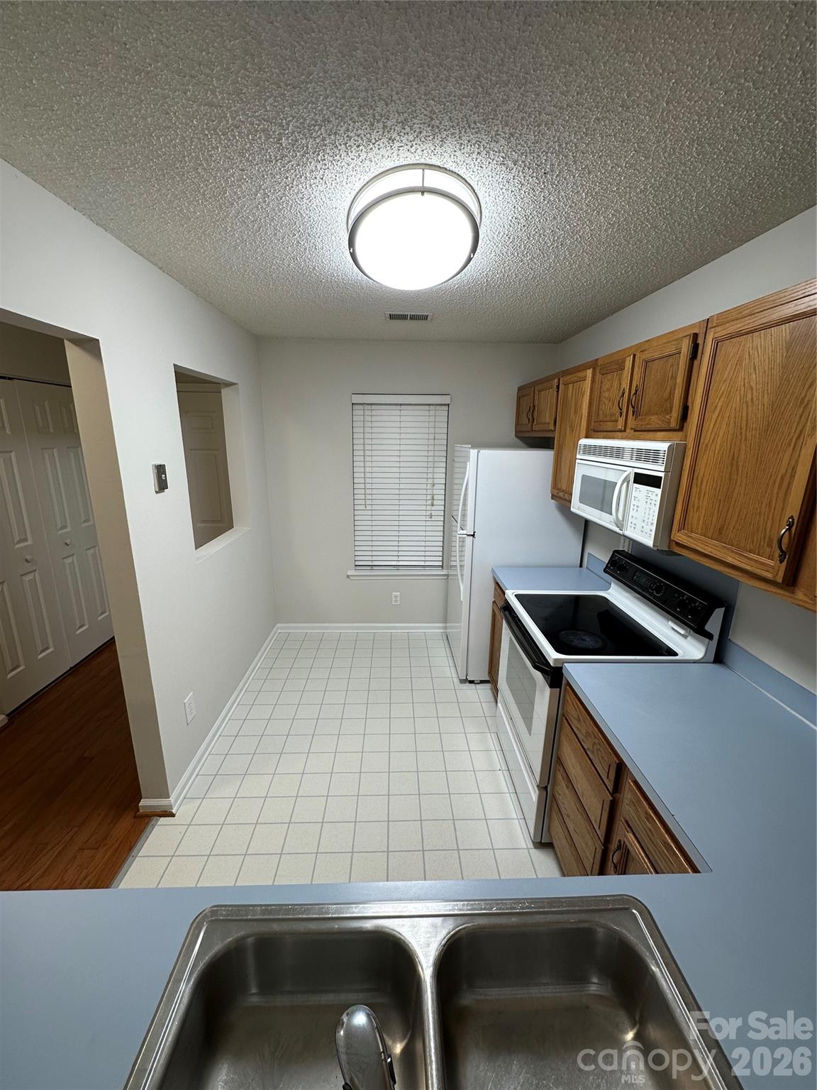 6311 Windsor Gate Lane Charlotte NC 28215