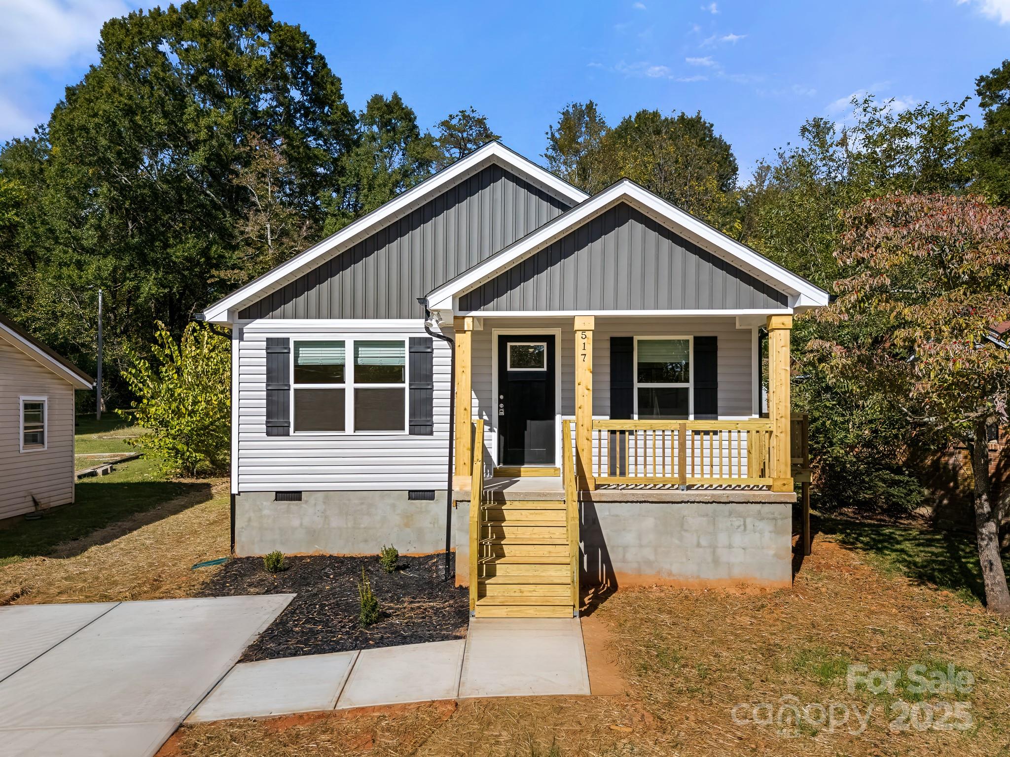 517 W Pine Street Maiden NC 28650