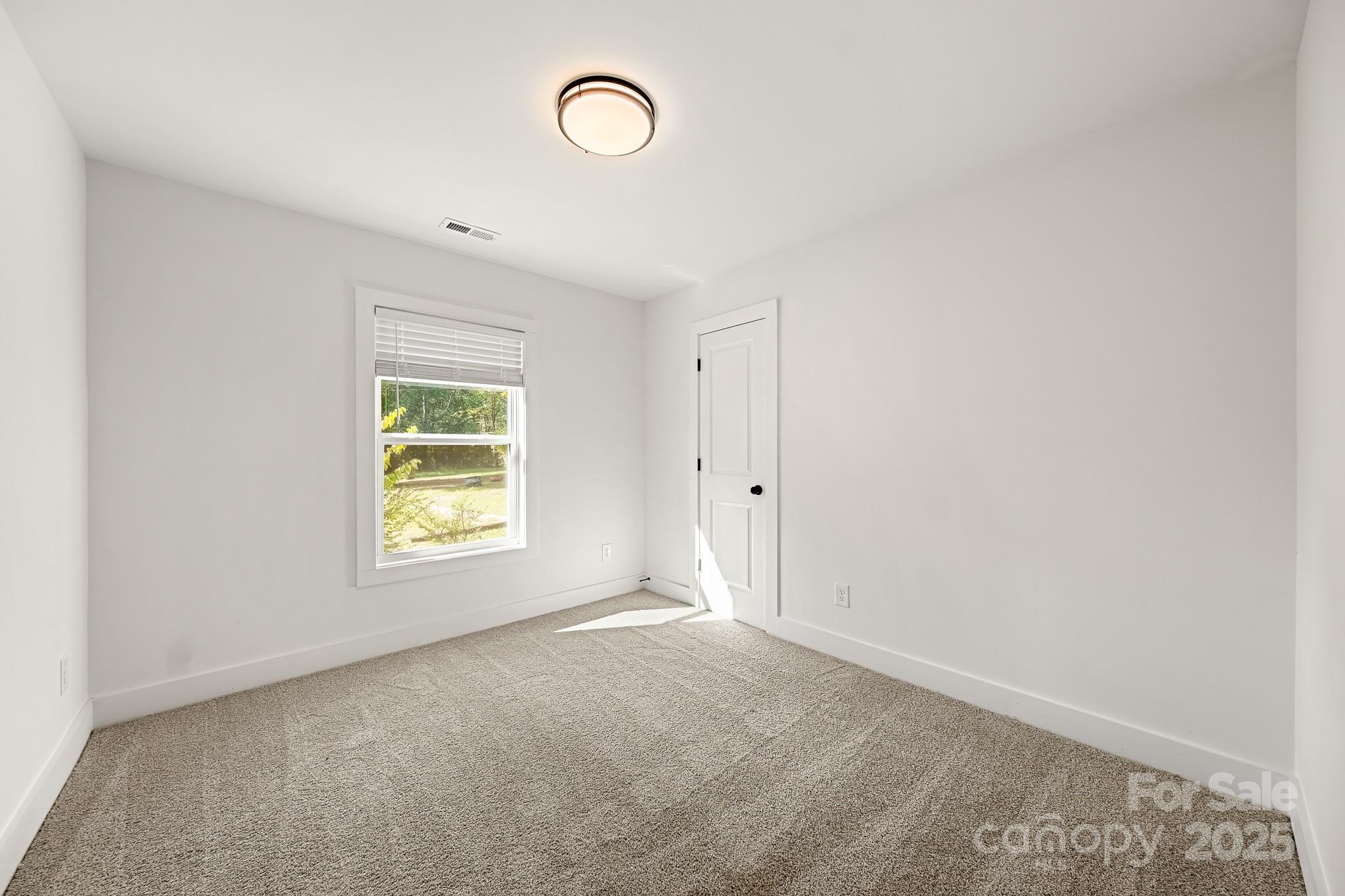 517 W Pine Street Maiden NC 28650