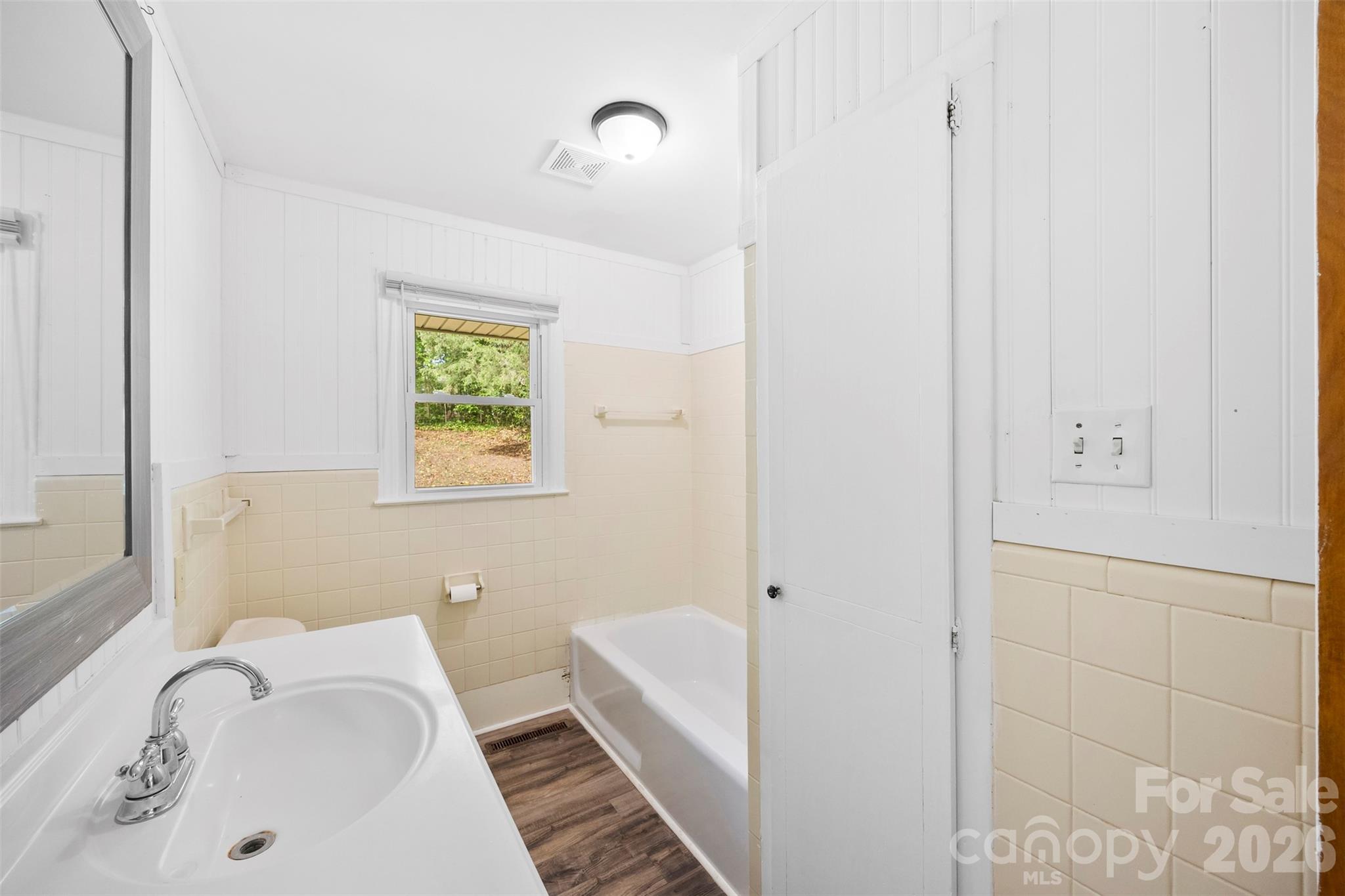 302 Suburban Avenue Kannapolis NC 28083