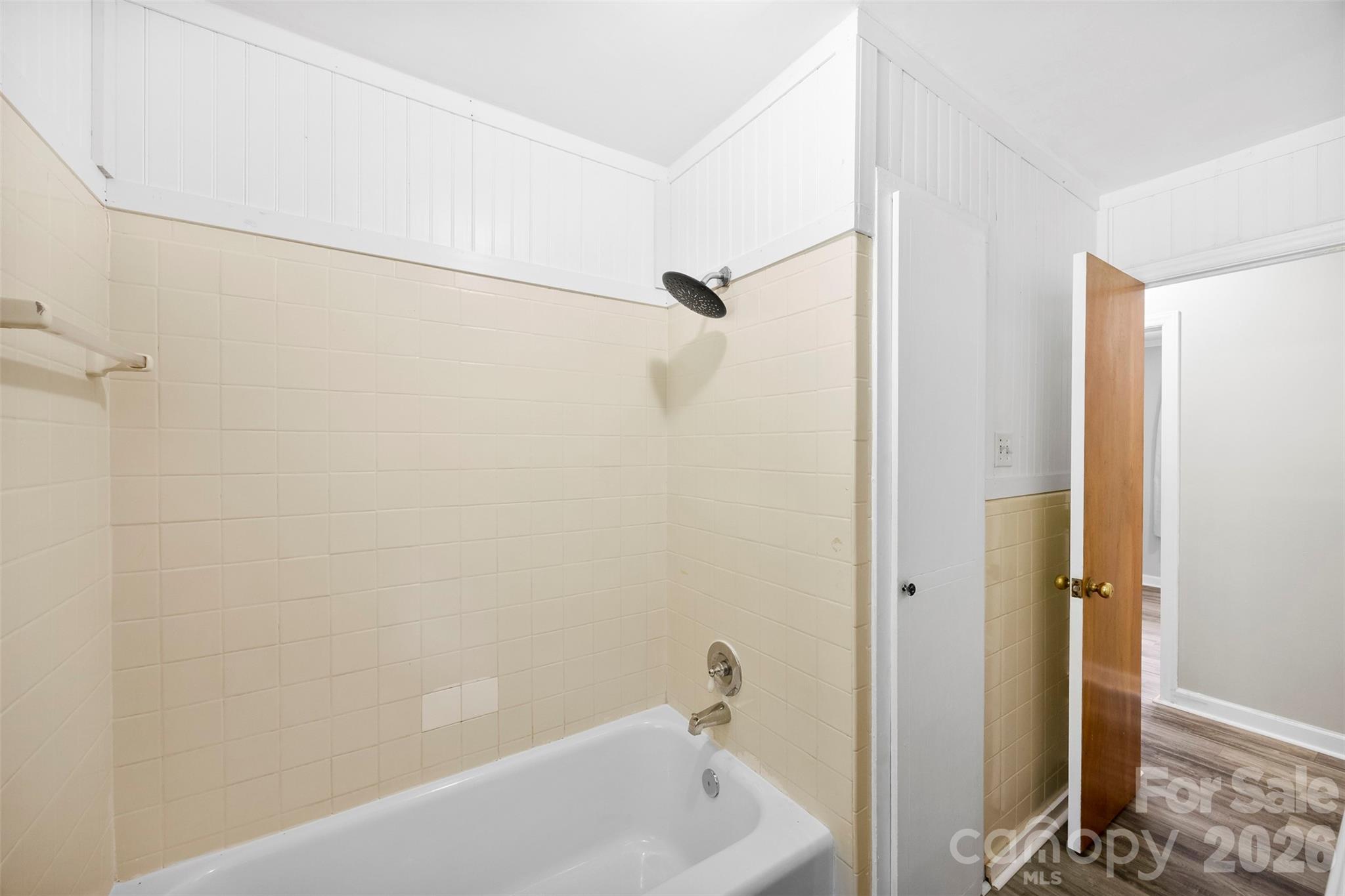 302 Suburban Avenue Kannapolis NC 28083