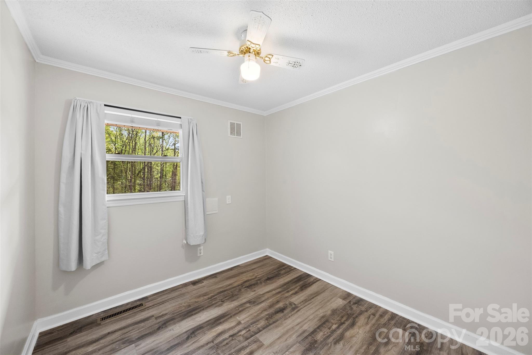 302 Suburban Avenue Kannapolis NC 28083