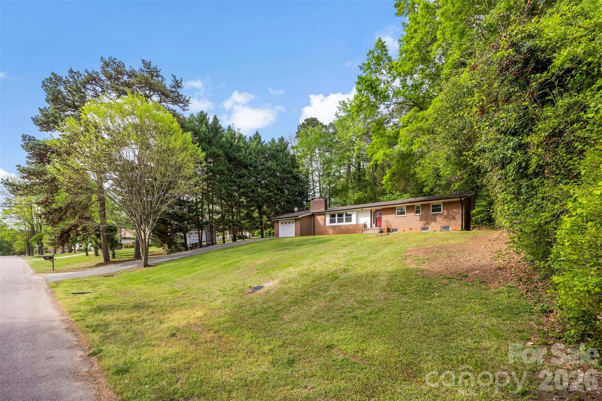302 Suburban Avenue Kannapolis NC 28083