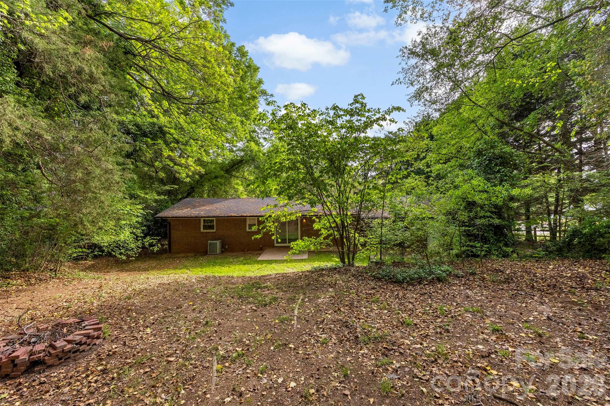 302 Suburban Avenue Kannapolis NC 28083