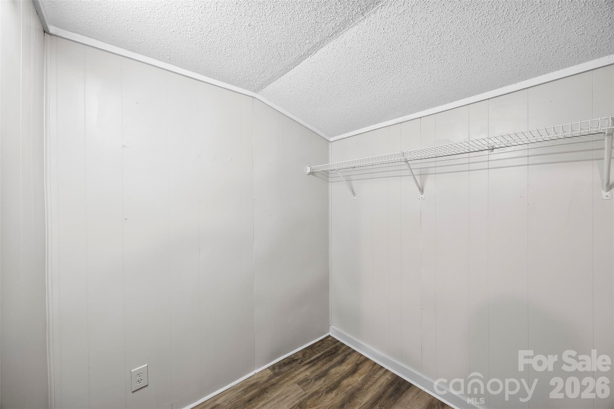 302 Suburban Avenue Kannapolis NC 28083
