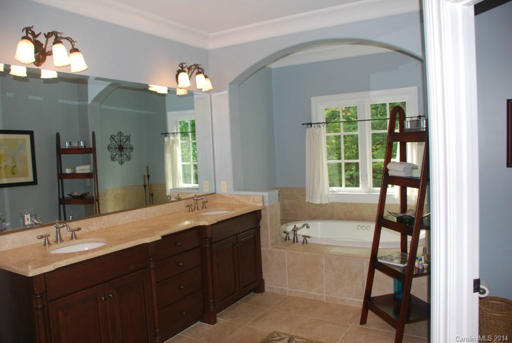 1314 Wyndmere Hills Lane Matthews NC 28105