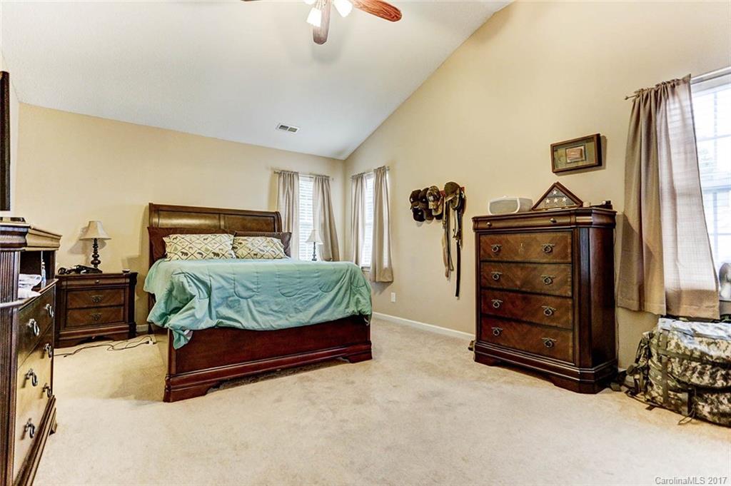 4637 Highcroft Lane Charlotte NC 28269