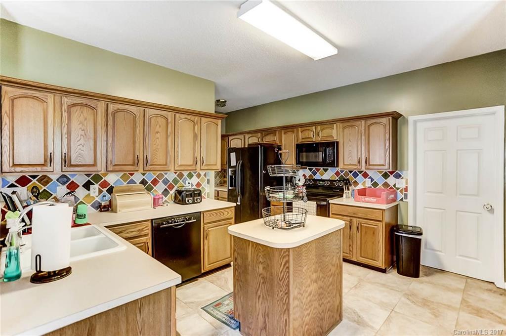 4637 Highcroft Lane Charlotte NC 28269