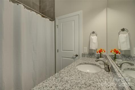 16010 Vale Ridge Drive Charlotte NC 28278