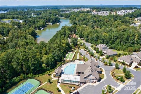 16010 Vale Ridge Drive Charlotte NC 28278