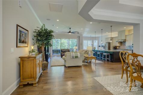 16010 Vale Ridge Drive Charlotte NC 28278