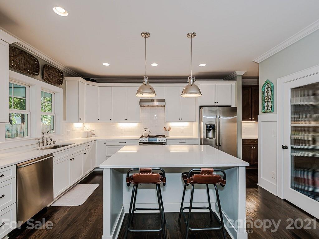 827 Isabel Court Charlotte NC 28211
