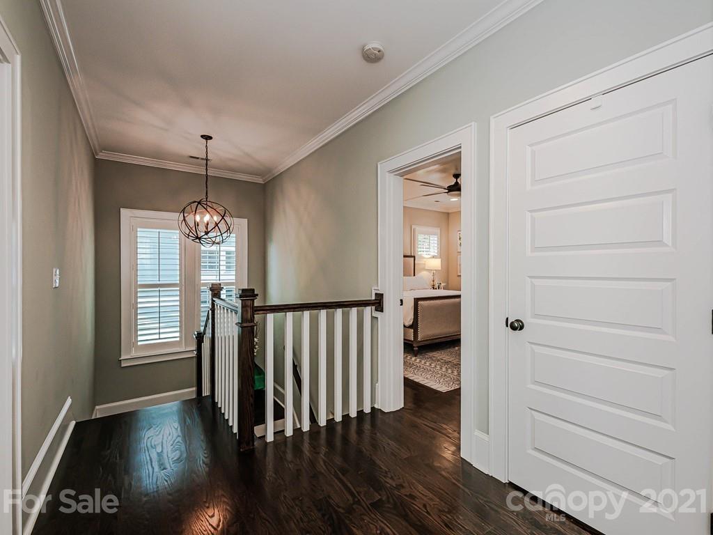 827 Isabel Court Charlotte NC 28211