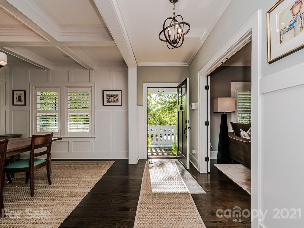 827 Isabel Court Charlotte NC 28211