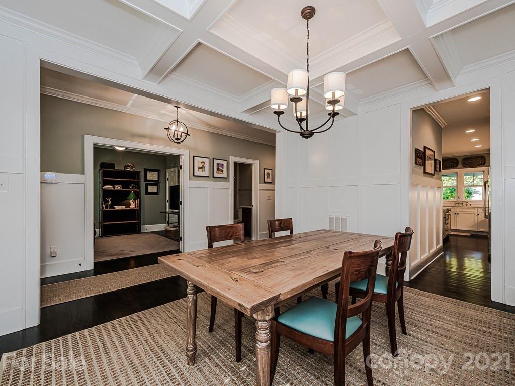 827 Isabel Court Charlotte NC 28211