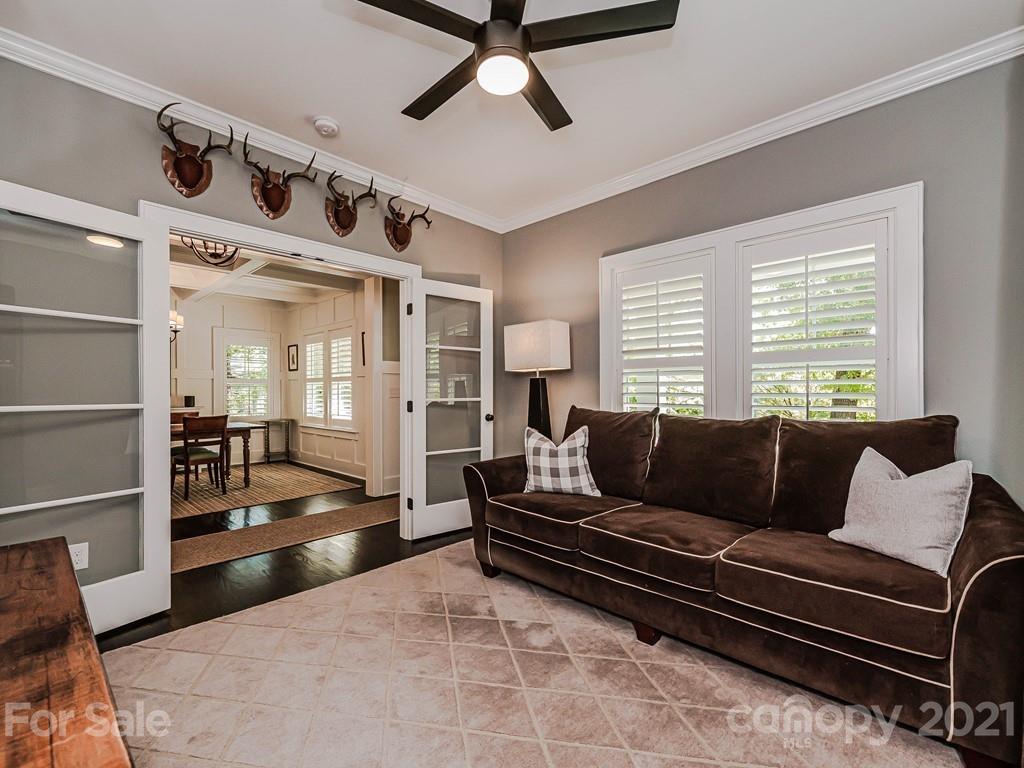 827 Isabel Court Charlotte NC 28211