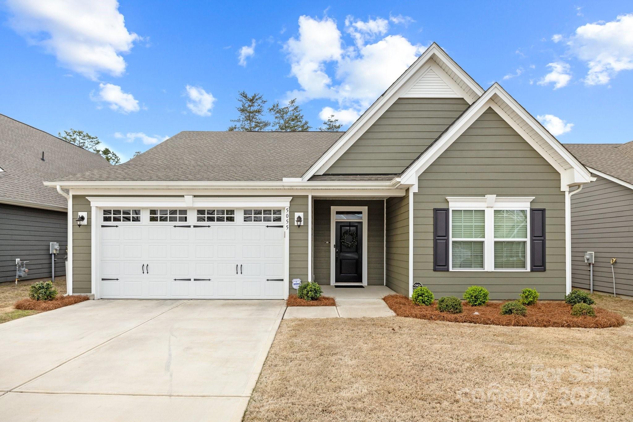 5055 Summer Surprise Lane Charlotte NC 28215