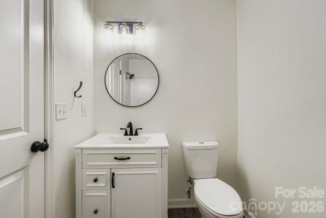 6104 Bridlewood Lane Charlotte NC 28215