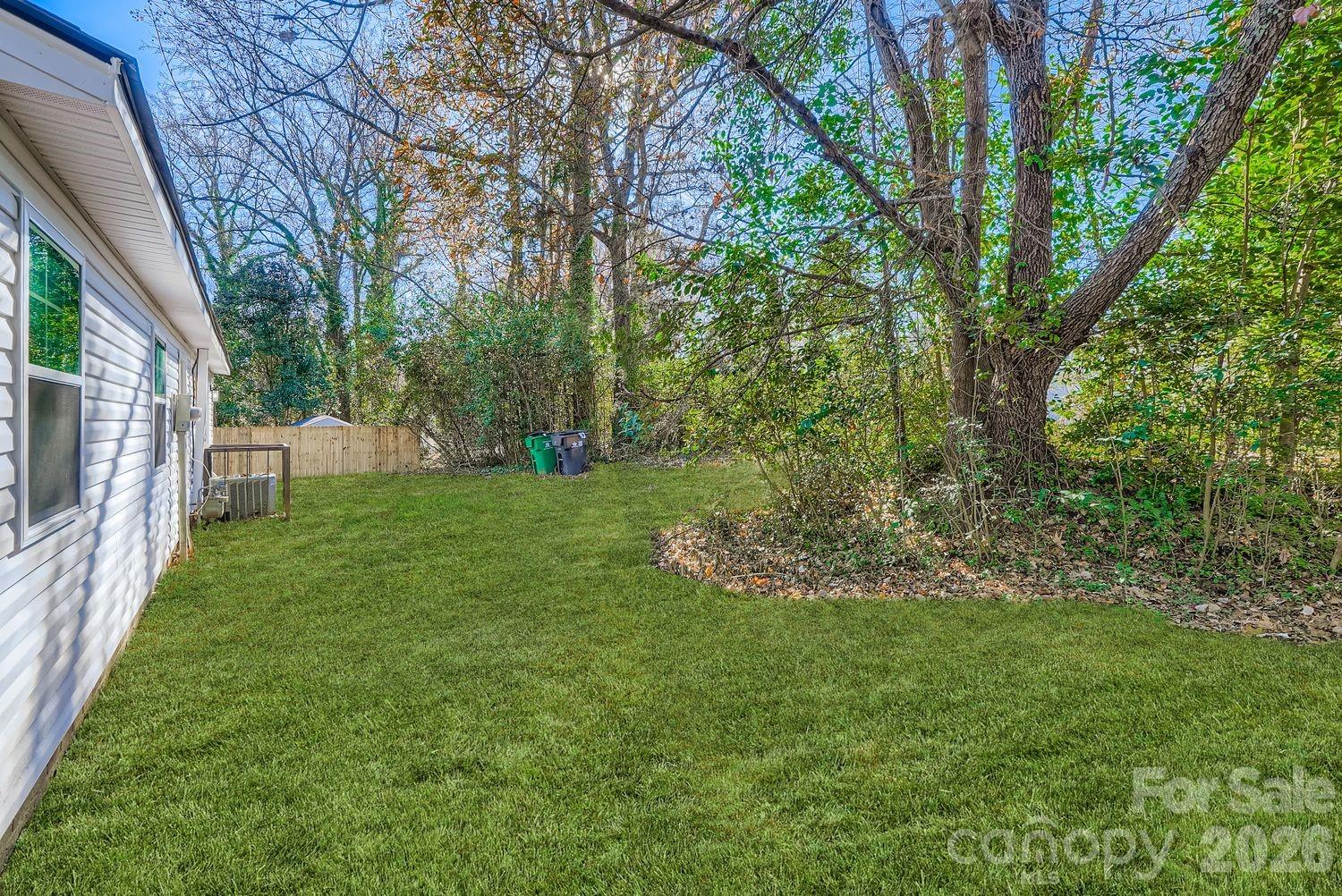 6104 Bridlewood Lane Charlotte NC 28215