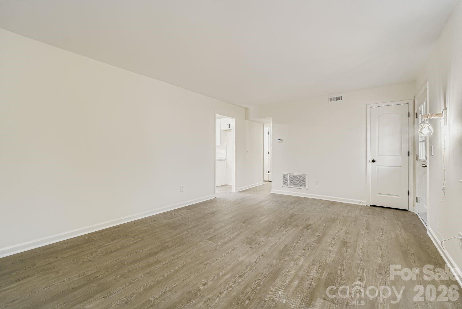 6104 Bridlewood Lane Charlotte NC 28215