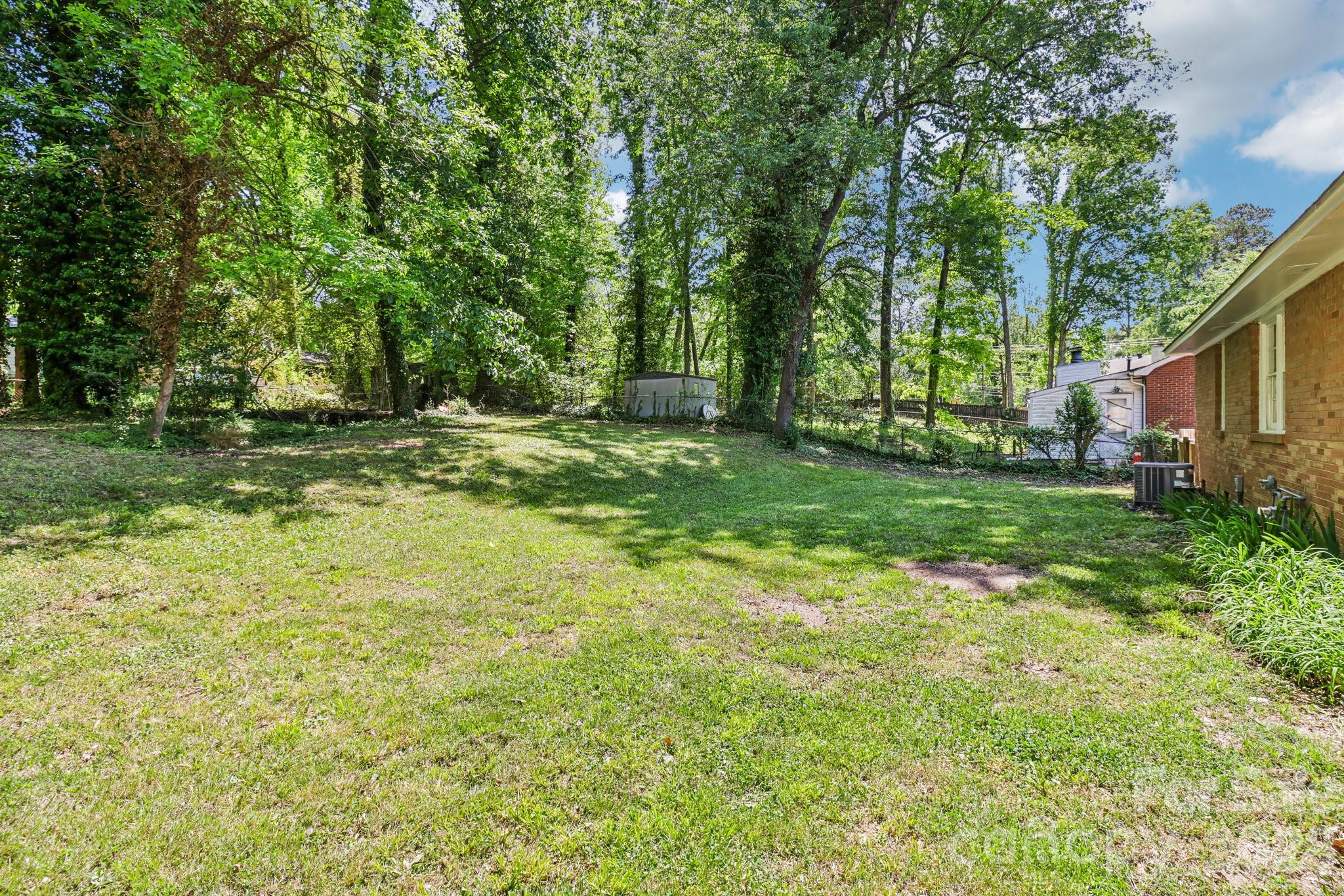 5320 Dolphin Lane Charlotte NC 28215