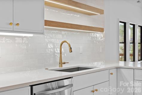 49 Johnson Drive Asheville NC 28804