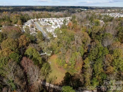 4642 Mcclure Road Charlotte NC 28216