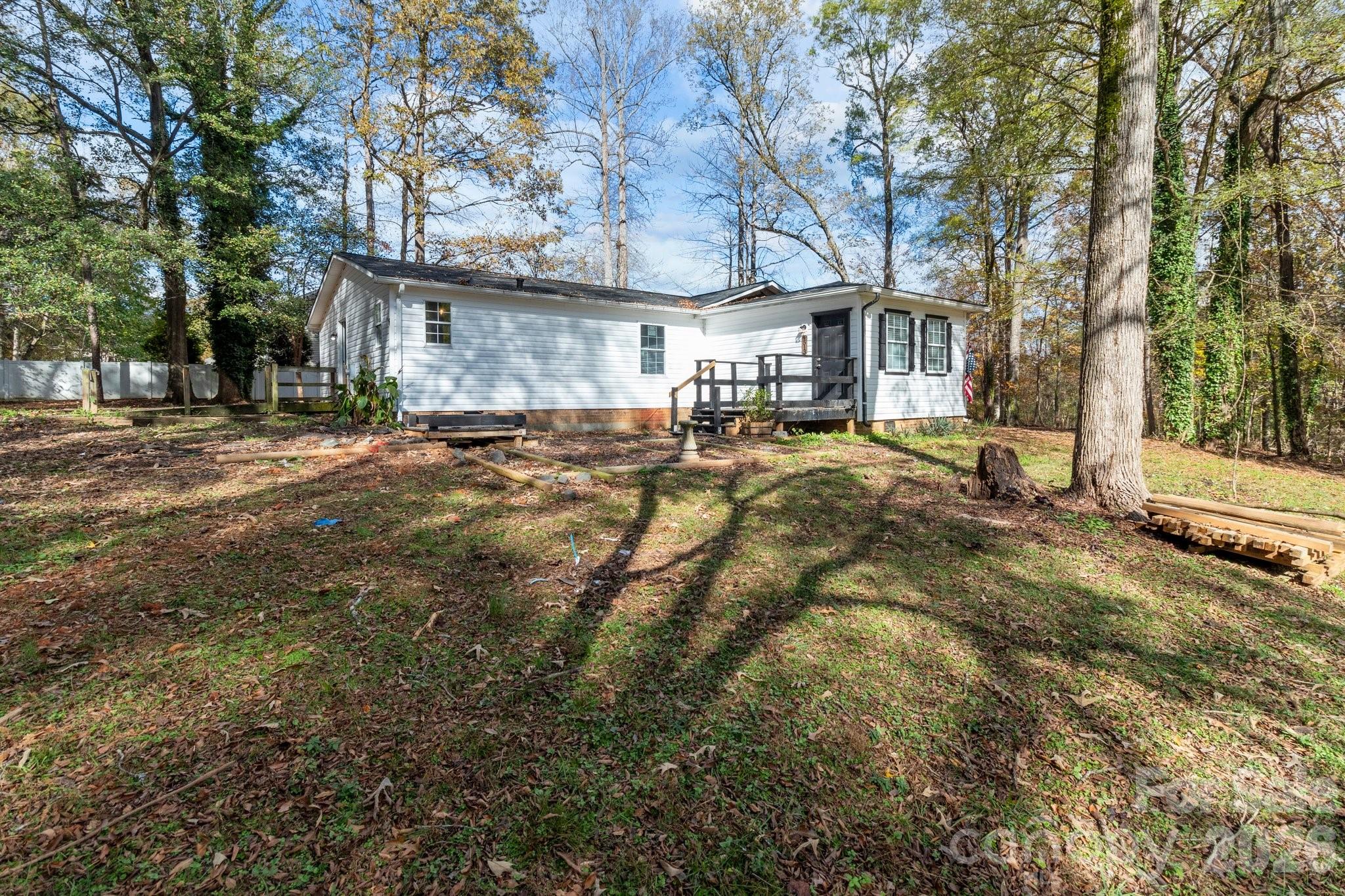 4642 Mcclure Road Charlotte NC 28216