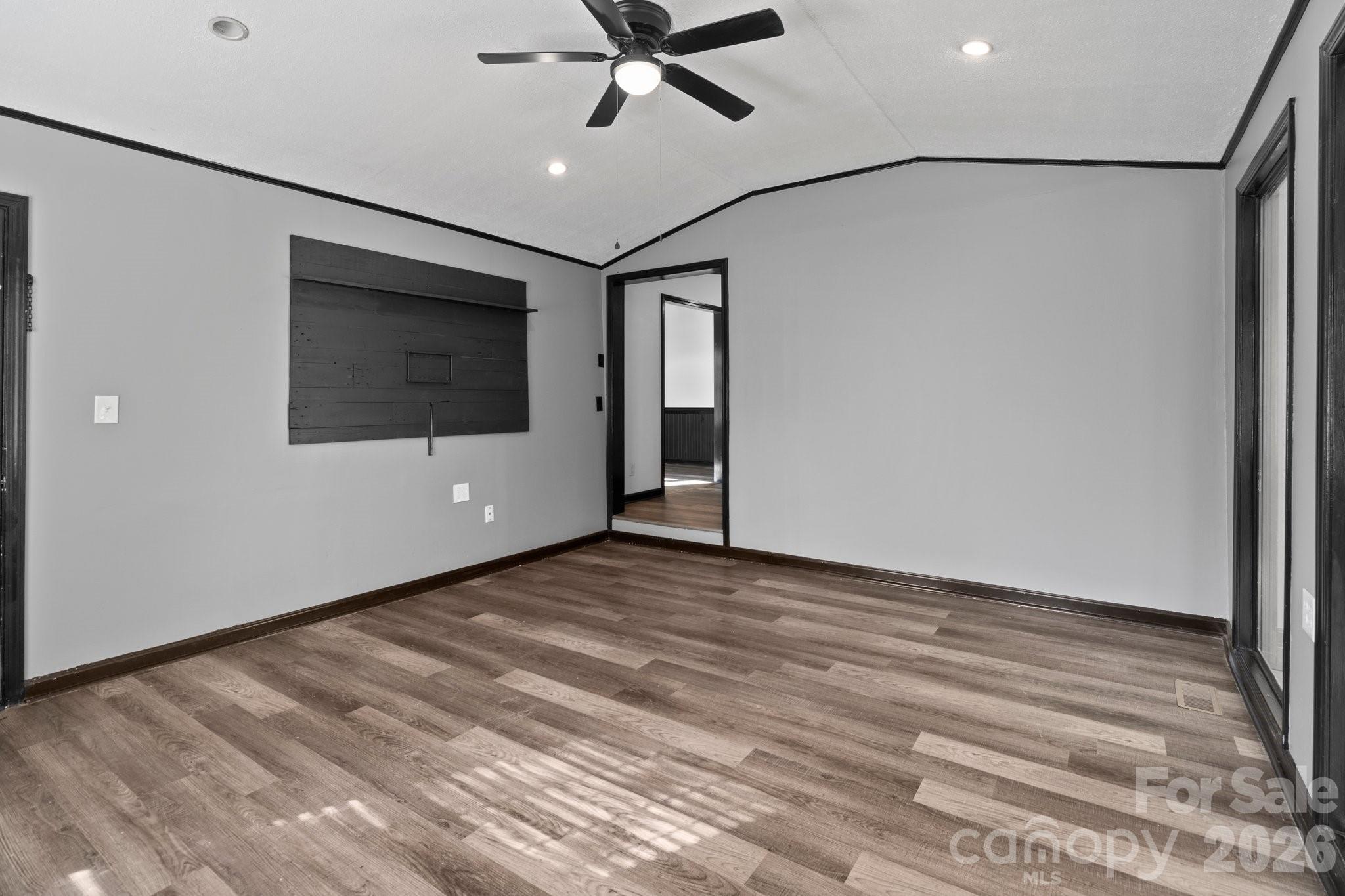 4642 Mcclure Road Charlotte NC 28216