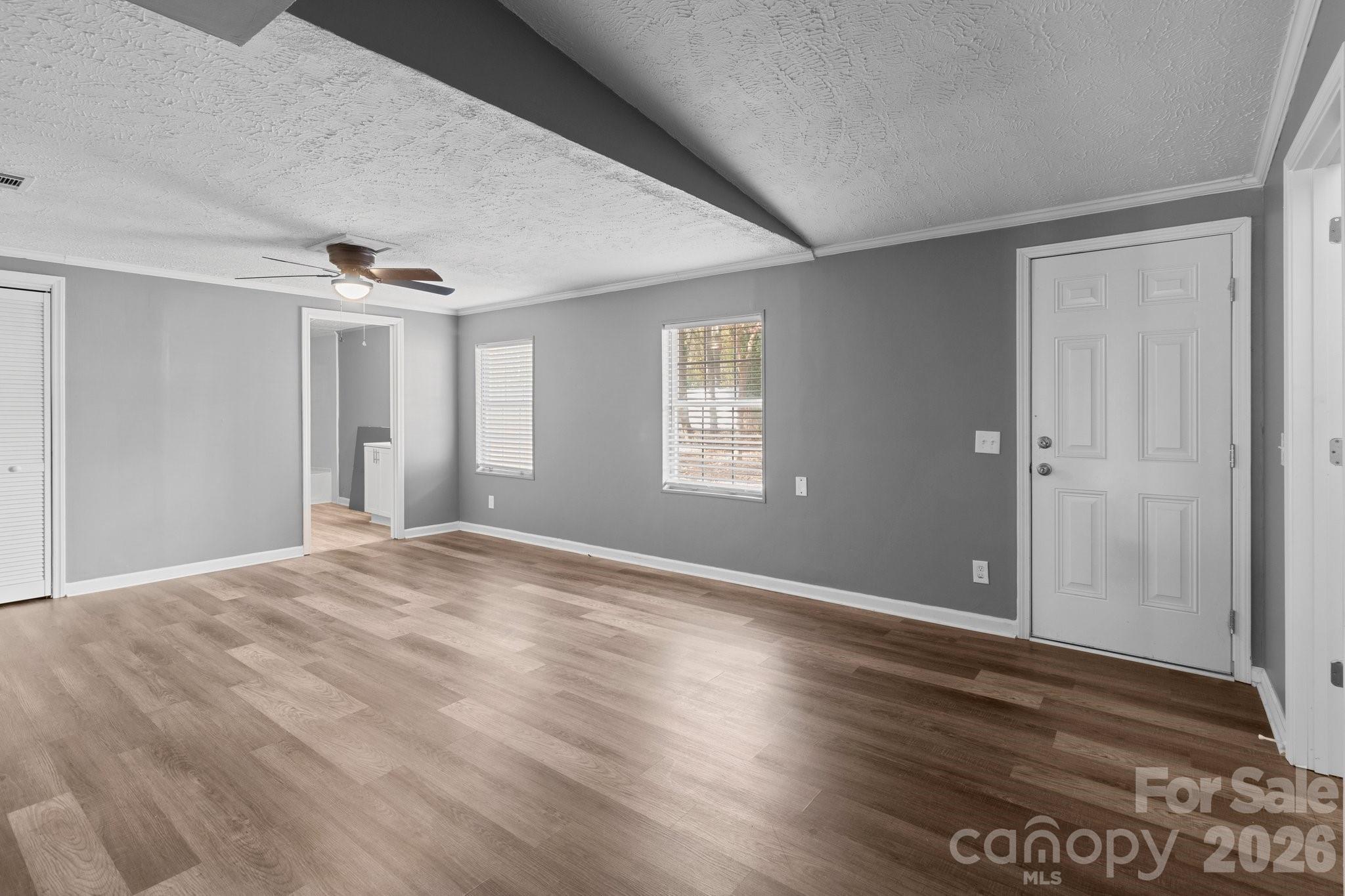 4642 Mcclure Road Charlotte NC 28216