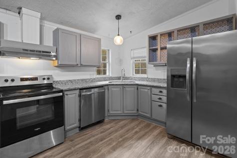 4642 Mcclure Road Charlotte NC 28216