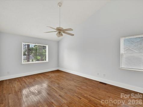 8413 Red Setter Lane Charlotte NC 28227